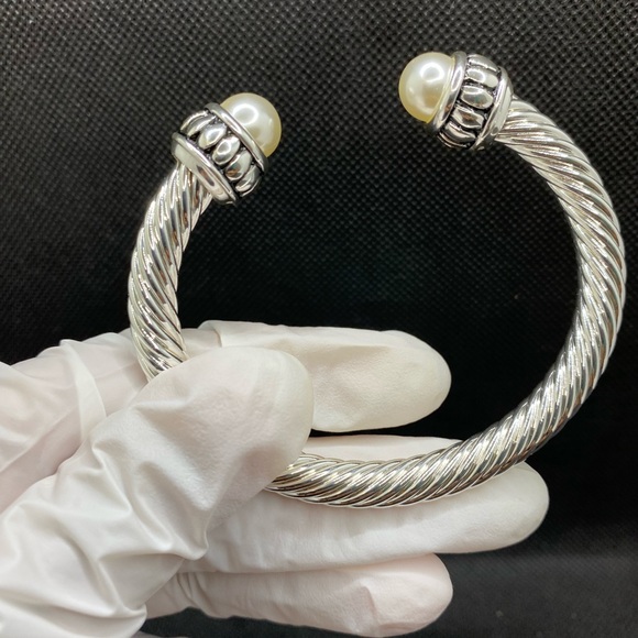 Silver Twisted Bracelet - Picture 4 of 6